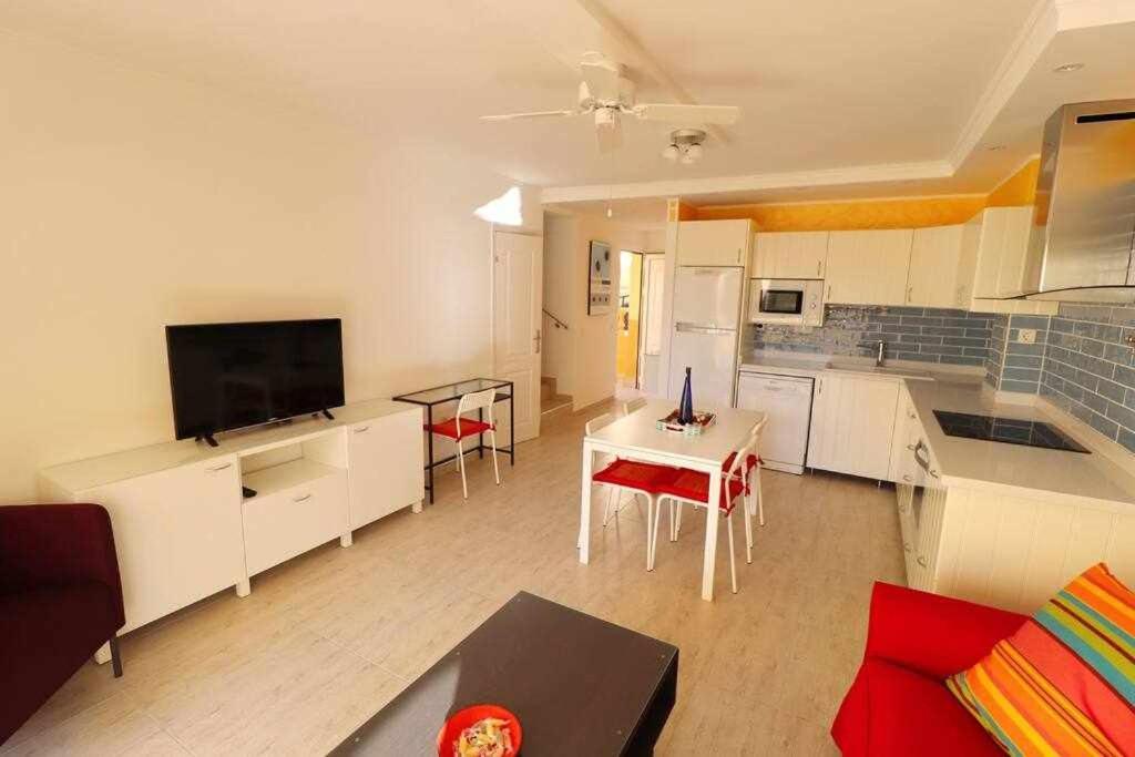 Mare Verde B12 By Tenerife Rental & Sales Адехе Екстериор снимка