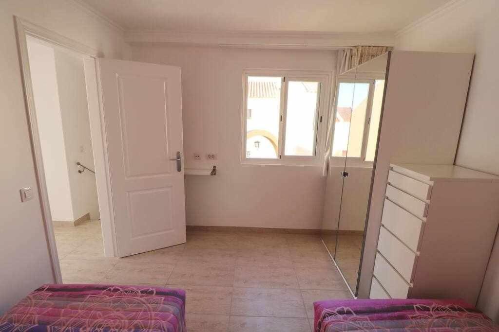 Mare Verde B12 By Tenerife Rental & Sales Адехе Екстериор снимка